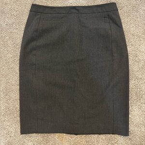 Gray pencil skirt
